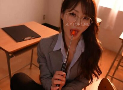 Poster of Bài học giáo dục giới tính của cô giáo khiến cậu học trò bắn tung tóe