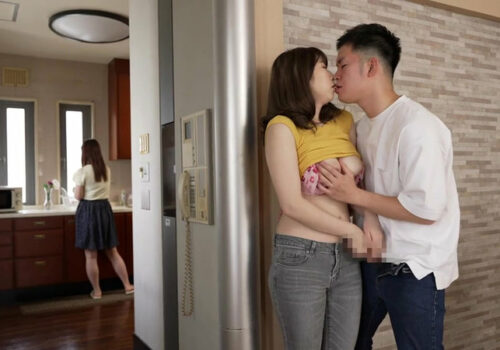 Poster of Mẹ chồng nứng lồn hồi xuân loạn luân cùng cậu con rể khoai to